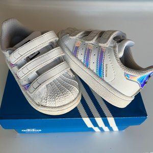 Toddler Addidas Superstar Shoes Size 5